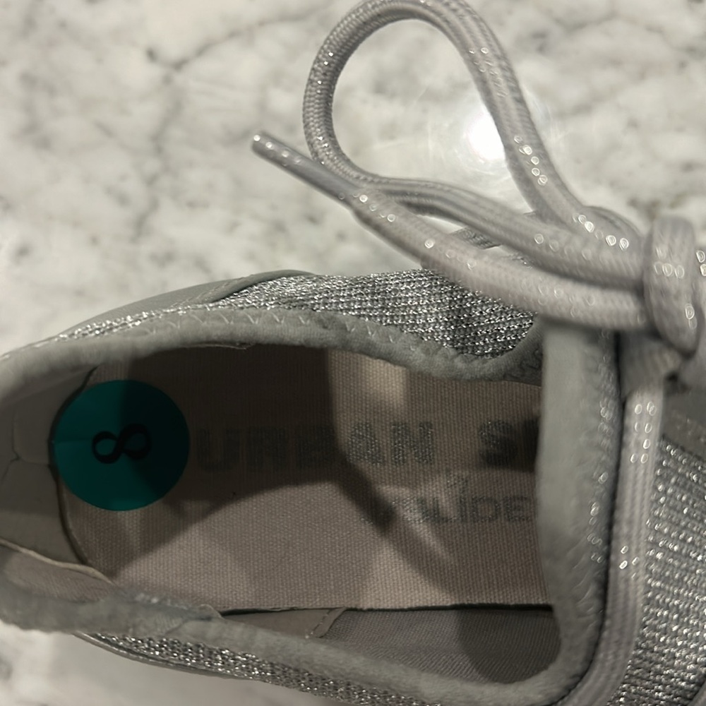 Urban sport by J slides women’s metallic silver slip on sneaker women’s 8. EUC - Picture 6 of 6